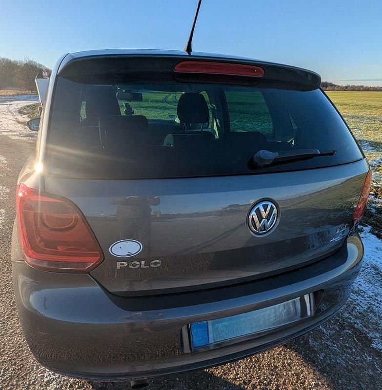 Gebraucht VW Polo Trendline 90 PS (66 kW) 2013 Grau Kleinwagen