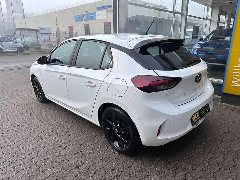 Gebraucht Opel Corsa 101 PS (74 kW) 2024 Lack weiss banquise Kleinwagen