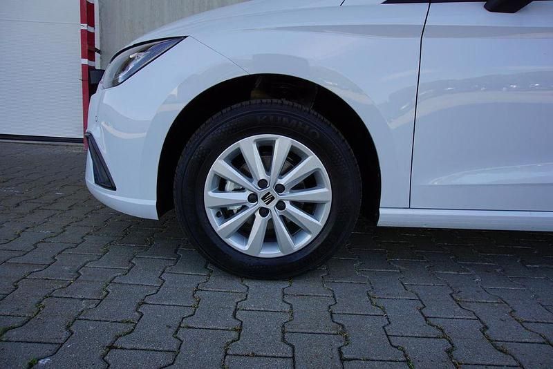 Neu Seat Ibiza Style 116 PS (85 kW) 2025 Nevada weiß Limousine