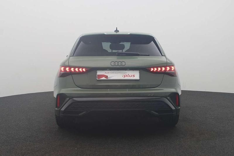 Gebraucht Audi A3 S-Line 150 PS (110 kW) 2024 Distriktgrün metallic Limousine