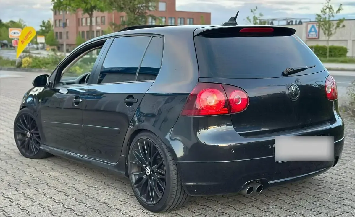 Second-hand VW Golf VI GT 170 CP (125 kW) 2008 Negru Hatchback