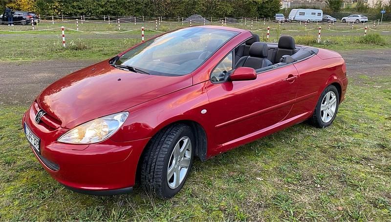 Rot Gebraucht 2005 Peugeot 307 CC Cabrio | 1.700 € (Fairer Preis) - Bild 1/4