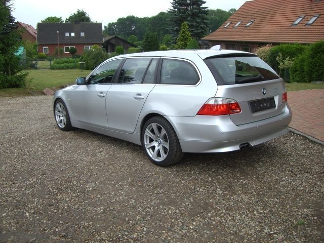 Second-hand BMW 525 177 CP (130 kW) 2004 Argintiu Break