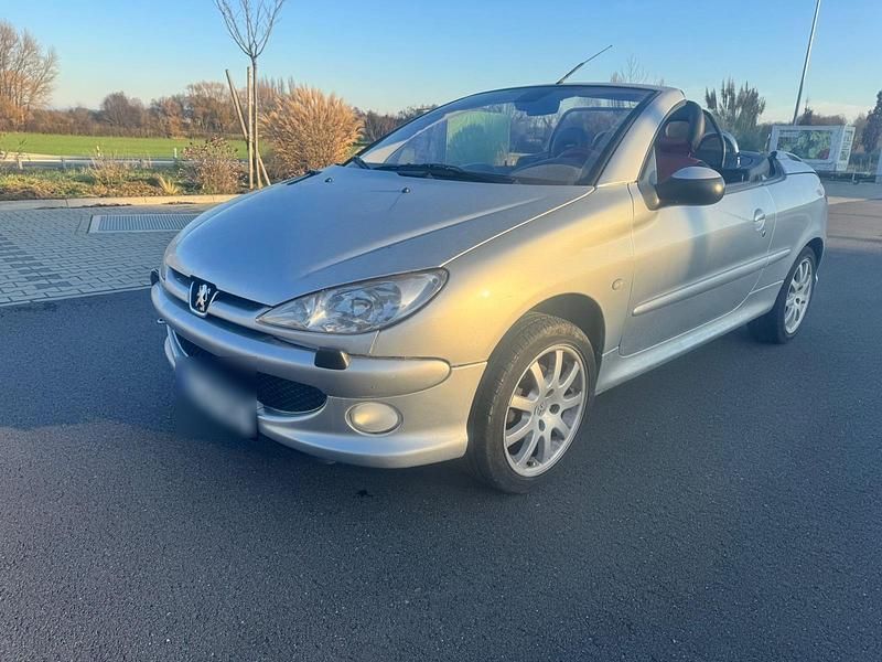 Gebraucht Peugeot 206 CC 109 PS (80 kW) 2004 Grau Cabrio