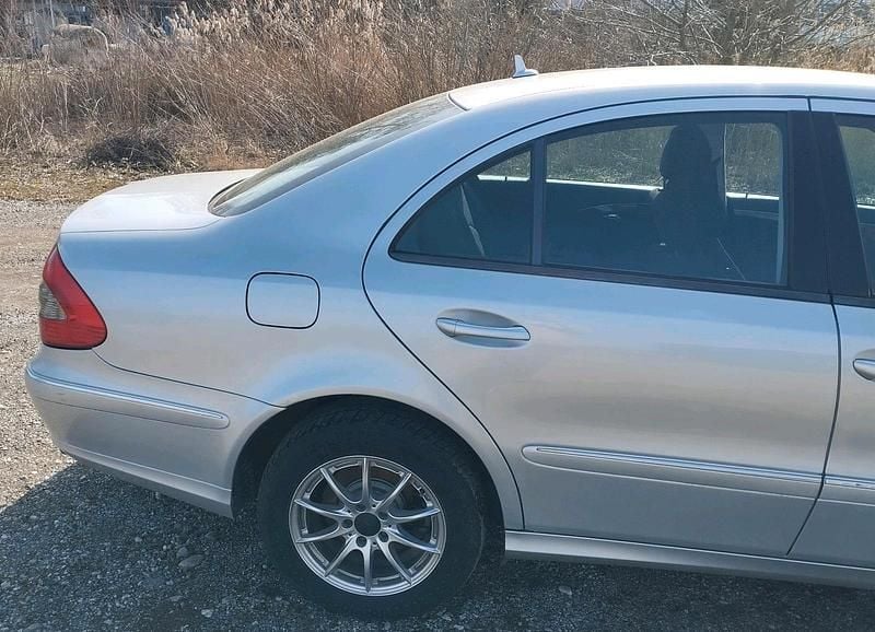 Gebraucht Mercedes E320 224 PS (164 kW) 2008 Limousine