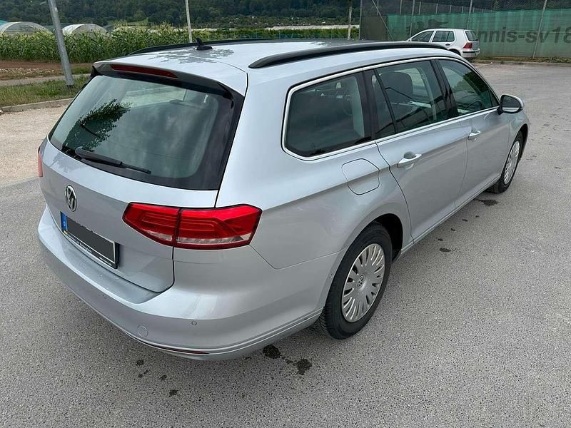 Gebraucht VW Passat Comfortline 150 PS (110 kW) 2017 Reflexsilber Kombi