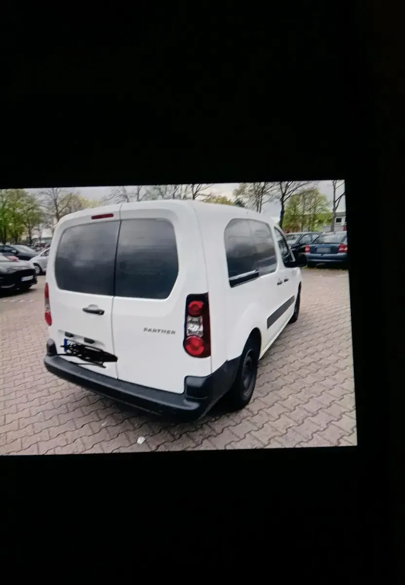Gebraucht Peugeot Partner 99 PS (72 kW) 2018 Weiß Van / Kleinbus