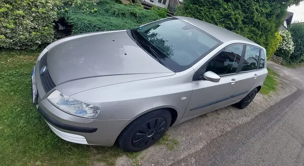Gebraucht Fiat Stilo Dynamic 133 PS (97 kW) 2002 Silber Limousine