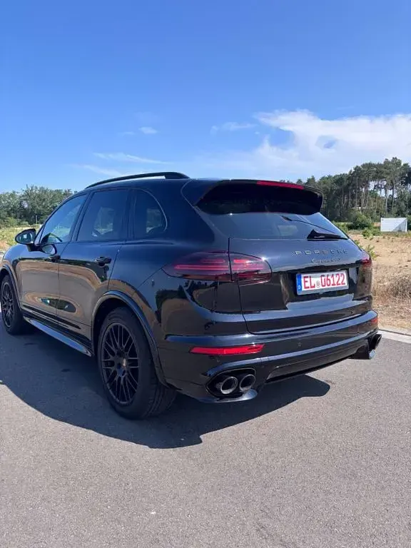 Gebraucht Porsche Cayenne GTS 441 PS (324 kW) 2015 Schwarz SUV