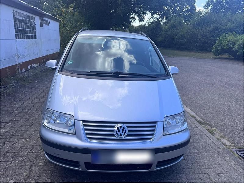 Grau Gebraucht 2005 VW Sharan Van / Kleinbus | 3.450 € (Fairer Preis) - Bild 1/4