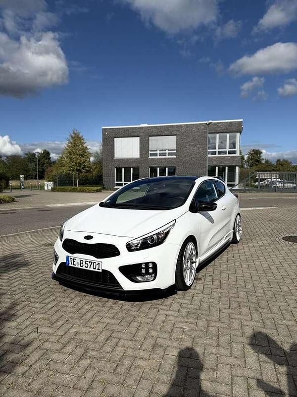 Gebraucht Kia ProCeed GT-Track 204 PS (150 kW) 2014 Kleinwagen