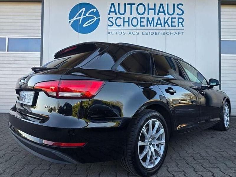 Usata Audi A4 Basis 150 CV (110 kW) 2017 Nero Station wagon