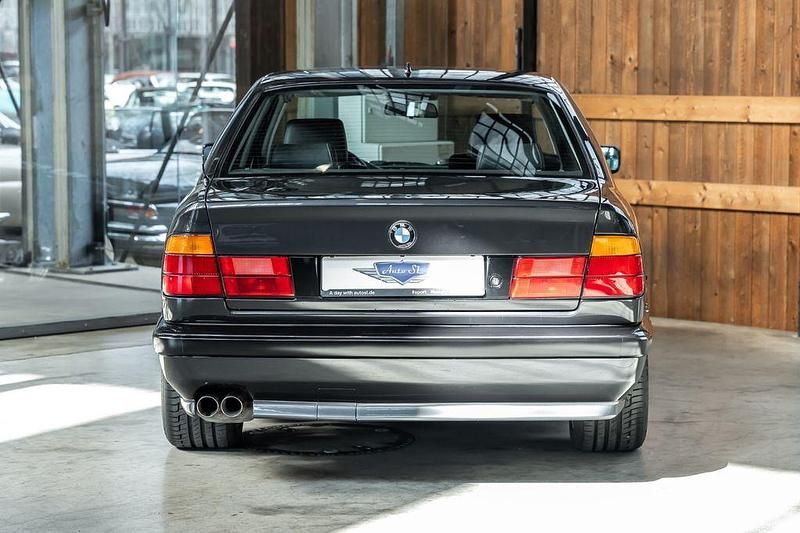 Gebraucht BMW M5 Shadowline 315 PS (231 kW) 1991 Schwarz Limousine