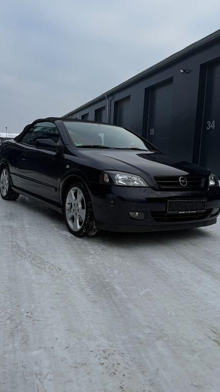 Gebraucht Opel Astra Cabriolet Edition 125 PS (91 kW) 2004 Blau Cabrio