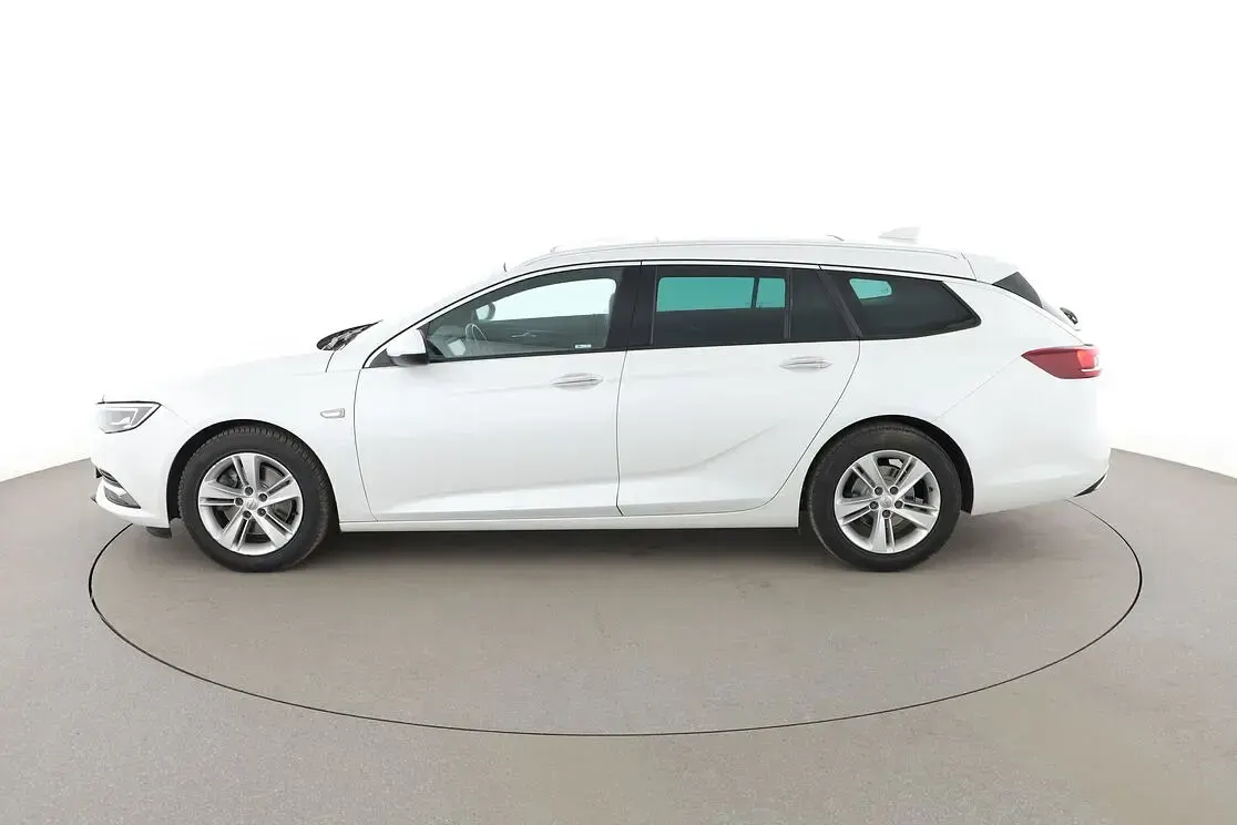 Gebraucht Opel Insignia Innovation 165 PS (121 kW) 2018 Weiß Kombi