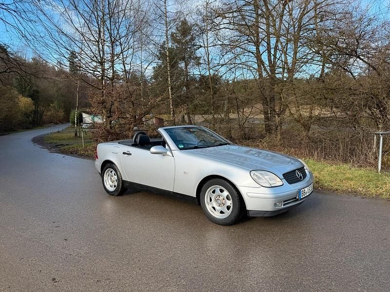 Gebraucht Mercedes SLK200 136 PS (100 kW) 1997 Silber Cabrio