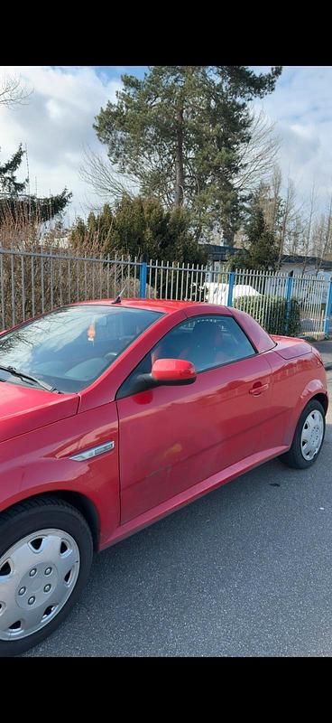Gebraucht Opel Tigra Enjoy 90 PS (66 kW) 2004 Rot Cabrio