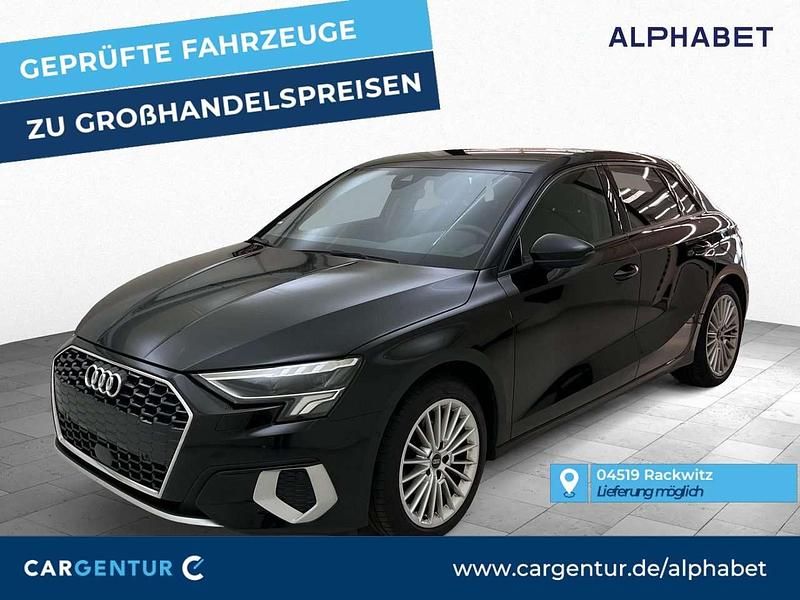 Mythosschwarz (metallic) Gebraucht 2022 Audi A3 Sportback Advanced Limousine | 22.590 € (Guter Preis) - Bild 1/2
