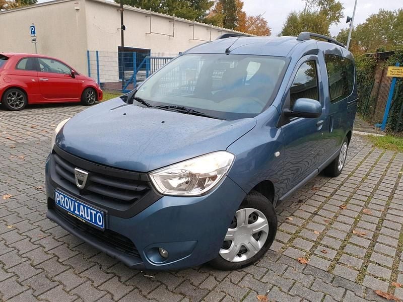 Blau Gebraucht 2014 Dacia Dokker Van | 3.100 € - Bild 1/4
