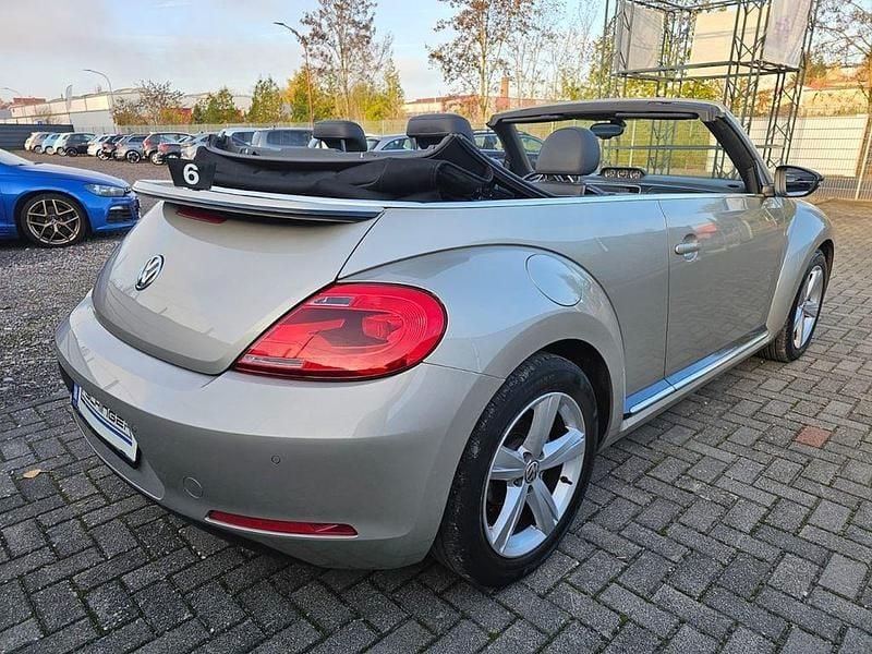 Gebraucht VW Beetle Cabriolet Sportline 160 PS (117 kW) 2014 Silber Cabrio