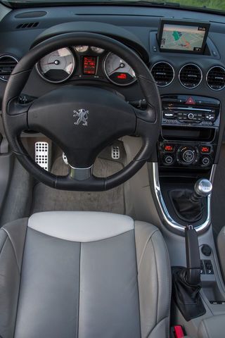 Gebraucht Peugeot 308 CC 156 PS (114 kW) 2010 Braun metallic Cabrio