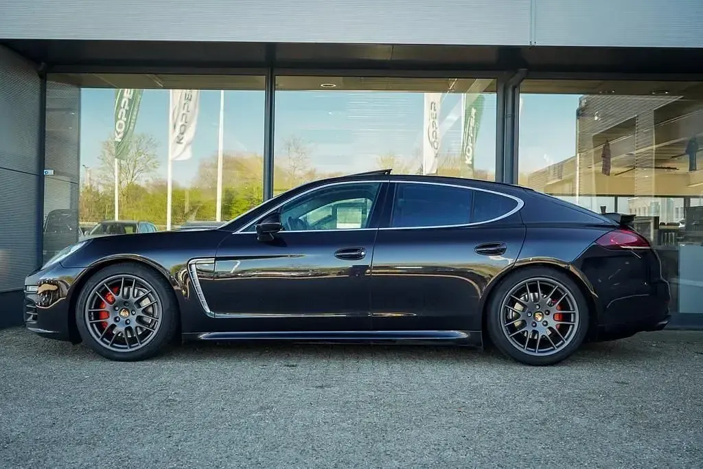 Gebraucht Porsche Panamera 420 PS (308 kW) 2013 Schwarz Kleinwagen