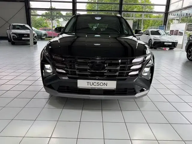Neu Hyundai Tucson Trend 160 PS (117 kW) 2026 Abyss black / met SUV