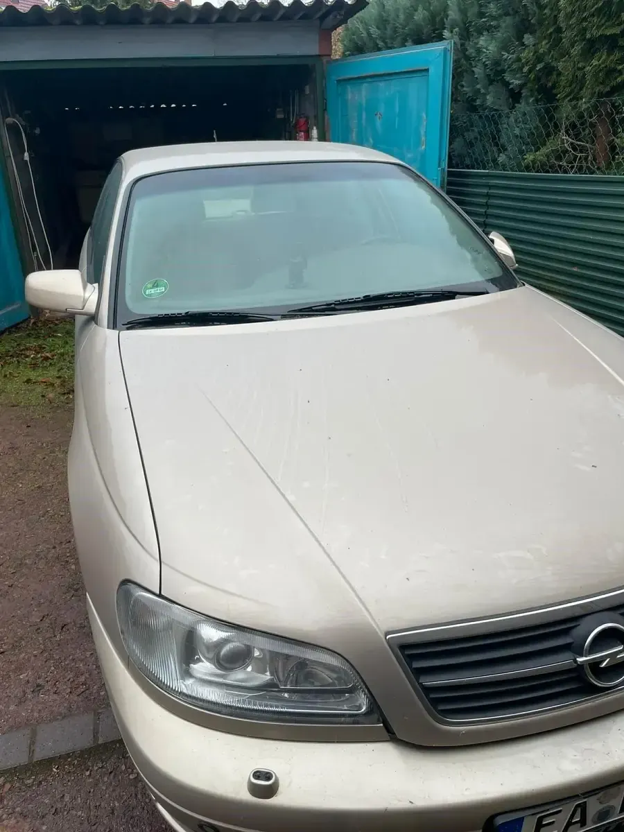 Gebraucht Opel Omega 136 PS (100 kW) 2000 Andere farben Limousine