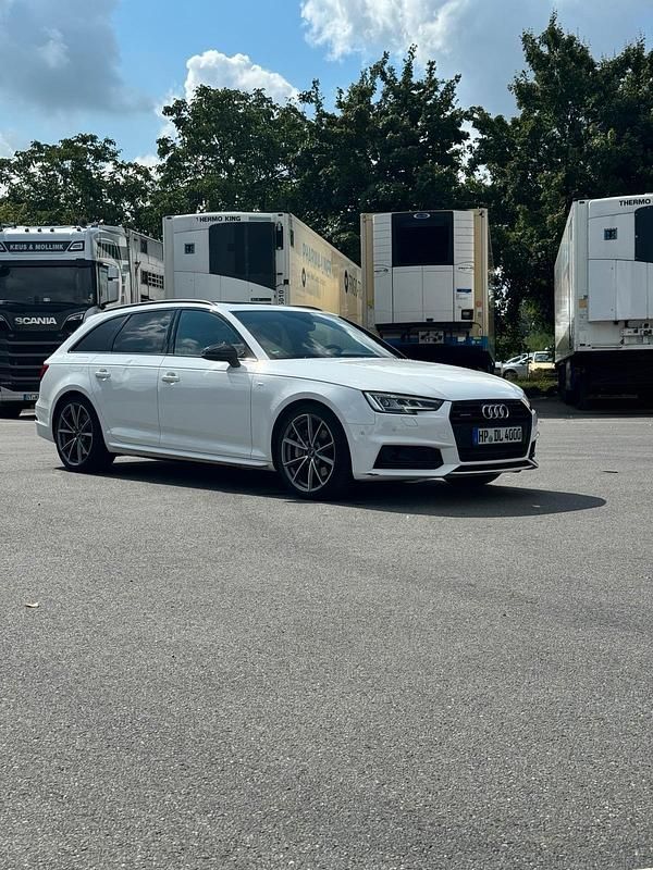 Weiß Gebraucht 2017 Audi A4 S-Line Kombi | 21.500 € (Fairer Preis) - Bild 1/4