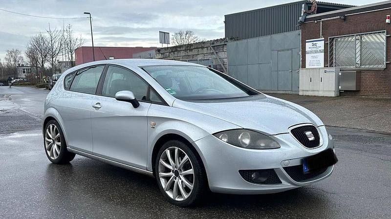 Gebraucht Seat Leon Stylance 140 PS (102 kW) 2008 Silber Limousine