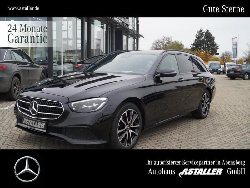 Metalliclack obsidianschwarz Gebraucht 2023 Mercedes E200 Avantgarde | 35.500 € (Superpreis) - Bild 1/4