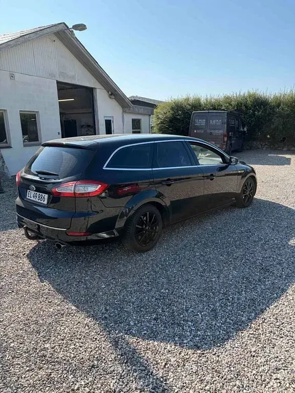 Gebraucht Ford Mondeo Titanium 203 PS (149 kW) 2010 Schwarz Limousine
