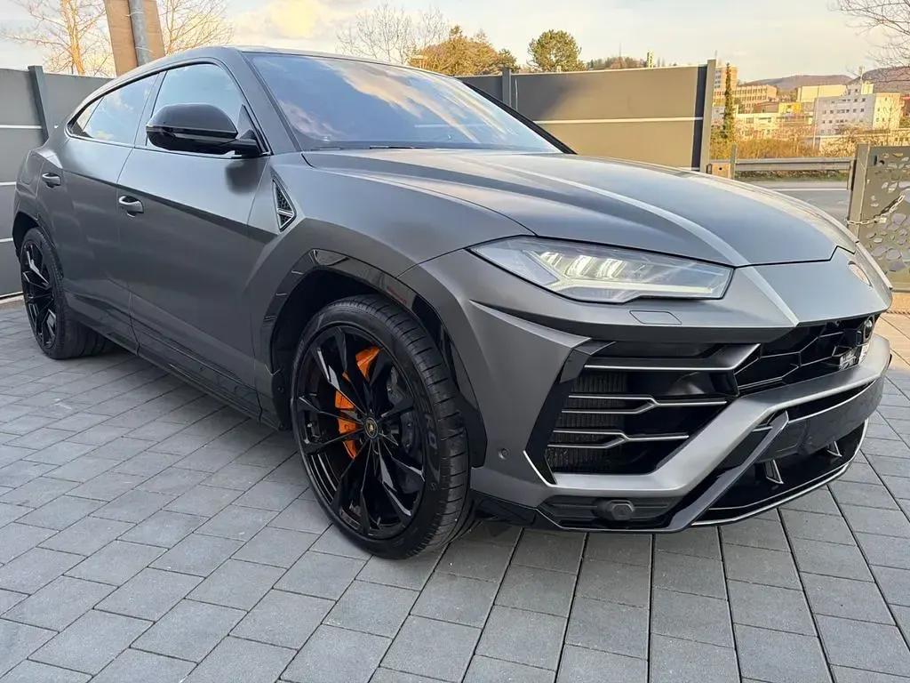 Usata Lamborghini Urus 650 CV (478 kW) 2020 Grigio SUV