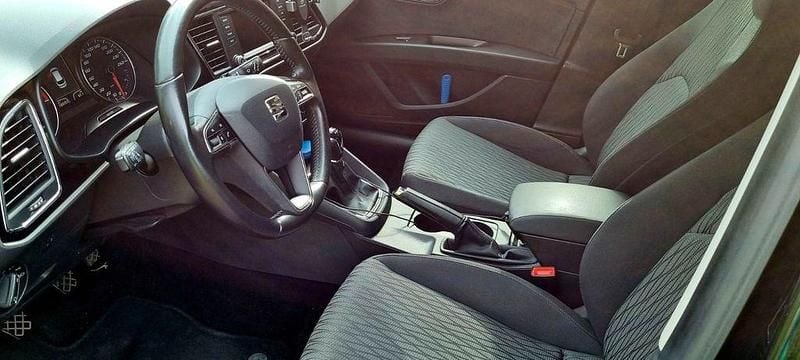 Schwarz Gebraucht 2014 Seat Leon ST Style Kombi | 8.450 € (Guter Preis) - Bild 1/4