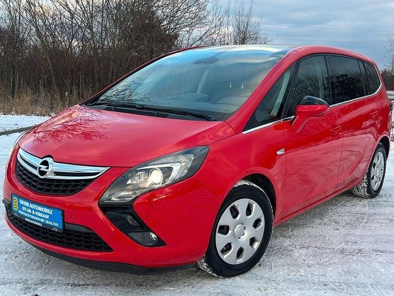 Gebraucht Opel Zafira Tourer Innovation 136 PS (100 kW) 2013 Rot Van / Kleinbus