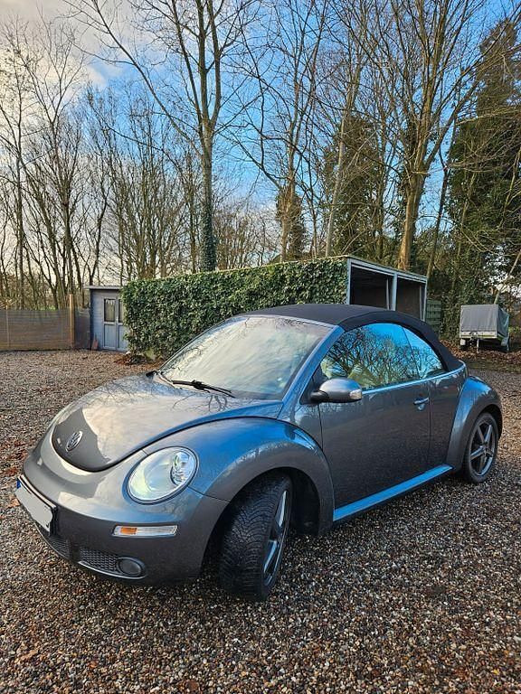 Gebraucht VW New Beetle Cabriolet 105 PS (77 kW) 2008 Grau Cabrio