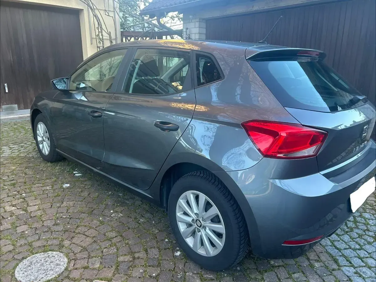 Gebraucht Seat Ibiza Reference 95 PS (69 kW) 2018 Grau Kleinwagen