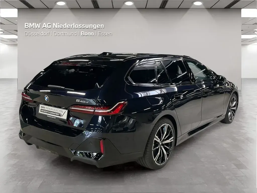 Gebraucht BMW 540 M Sport 286 PS (210 kW) 2025 Schwarz Kombi