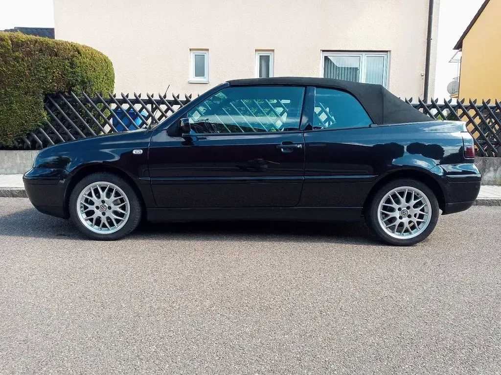 Occasion VW Golf Conceptline 116 ch (85 kW) 2001 Noir Cabriolet