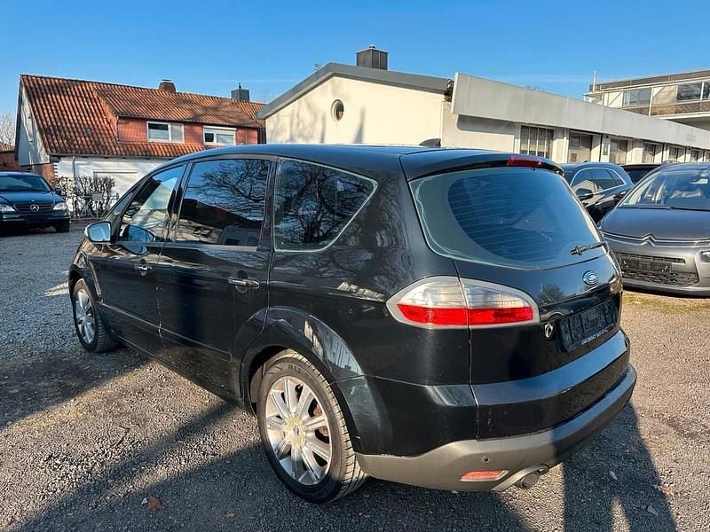 Gebraucht Ford S-MAX Titanium 175 PS (128 kW) 2008 Schwarz Van / Kleinbus