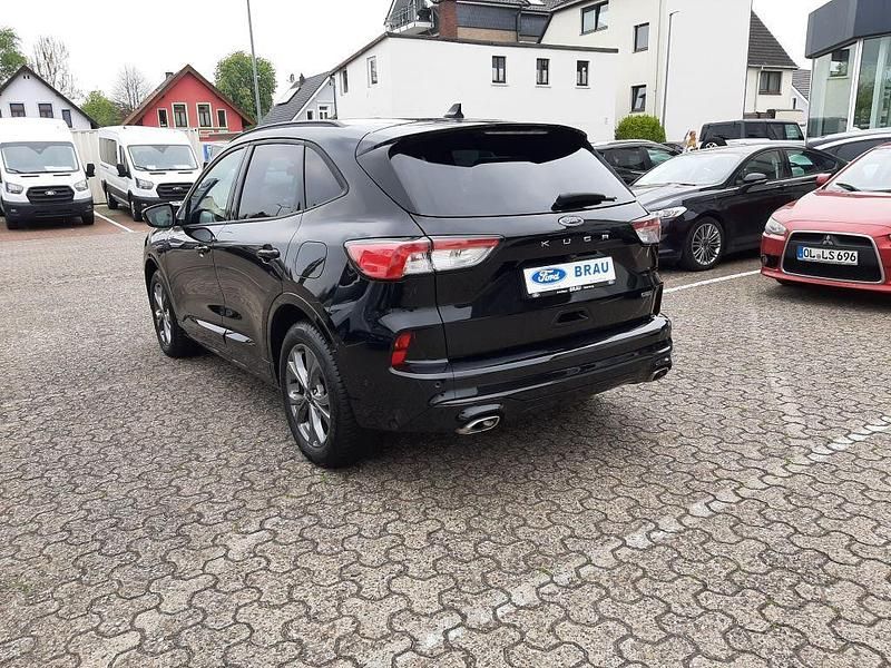 Gebraucht Ford Kuga ST-Line X 224 PS (164 kW) 2022 Schwarz SUV