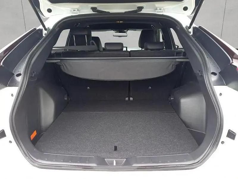 Gebraucht Mitsubishi Eclipse Cross Plus 188 PS (138 kW) 2024 Weiß SUV