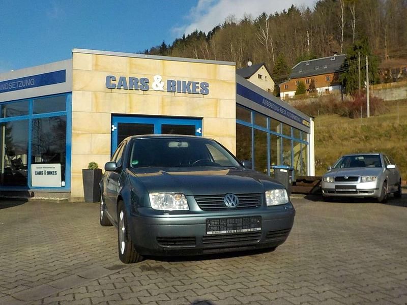 Other Gebraucht 2004 VW Bora Comfortline Limousine | 4.990 € - Bild 1/4