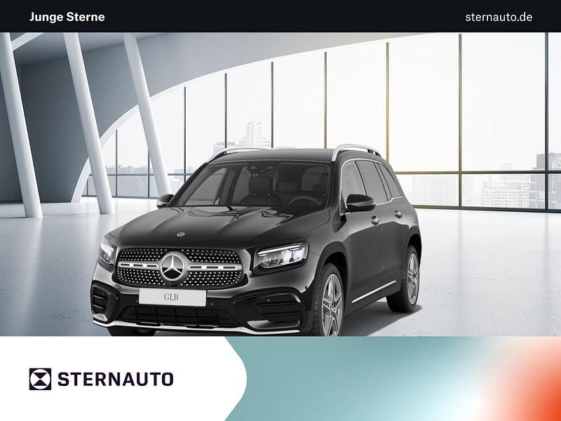 Metalliclack kosmosschwarz Gebraucht 2024 Mercedes GLB220 AMG line SUV | 46.380 € (Fairer Preis) - Bild 1/4