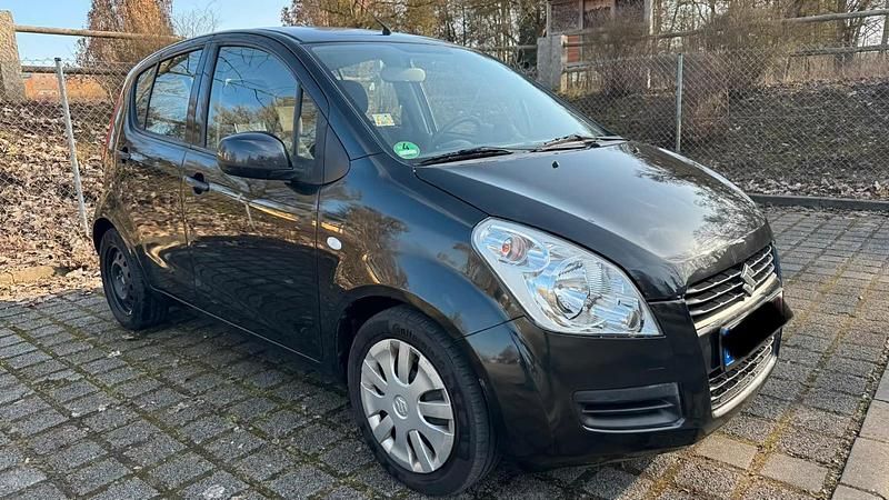 Second-hand Suzuki Swift 96 CP (70 kW) 2010 Negru Hatchback
