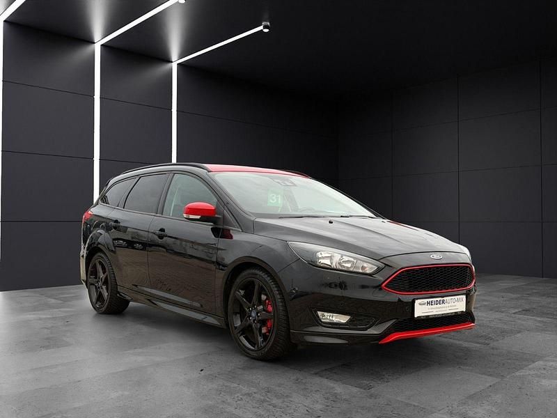 Gebraucht Ford Focus ST-Line 125 PS (91 kW) 2015 Schwarz Kombi