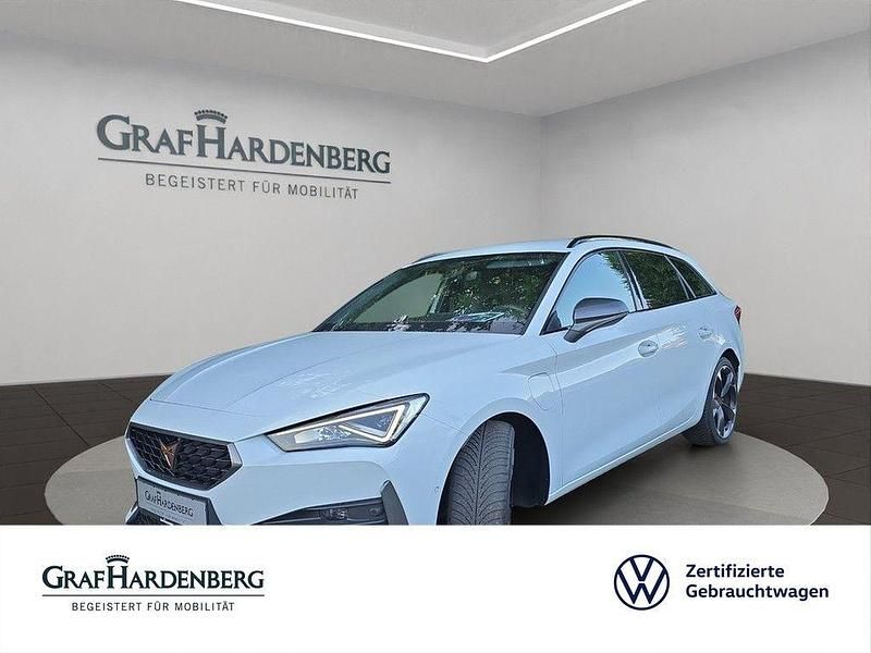 Weiß Gebraucht 2023 Cupra Leon Limousine | 25.444 € (Fairer Preis) - Bild 1/4