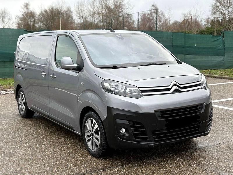 Gebraucht Citroën Jumpy 179 PS (131 kW) 2019 Grau Van / Kleinbus
