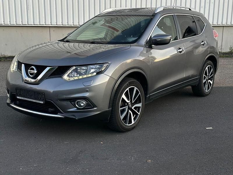 Grau Gebraucht 2016 Nissan X-Trail Acenta SUV | 13.890 € (Guter Preis) - Bild 1/4