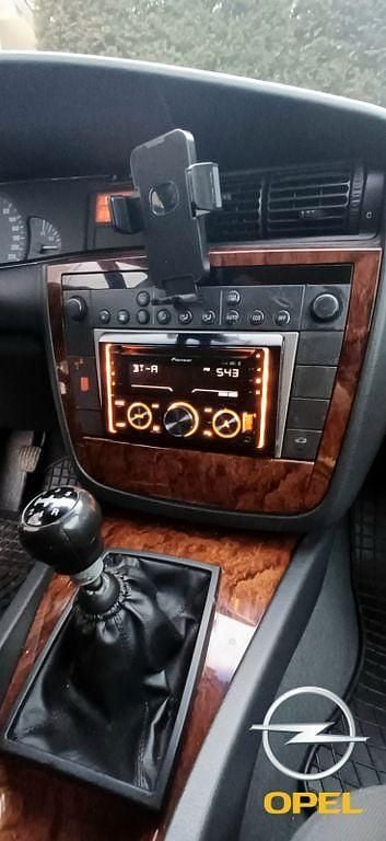 Gebraucht Opel Omega Design Edition 144 PS (105 kW) 2001 Silber Limousine